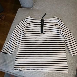 Very cute heavier material Loft blouse